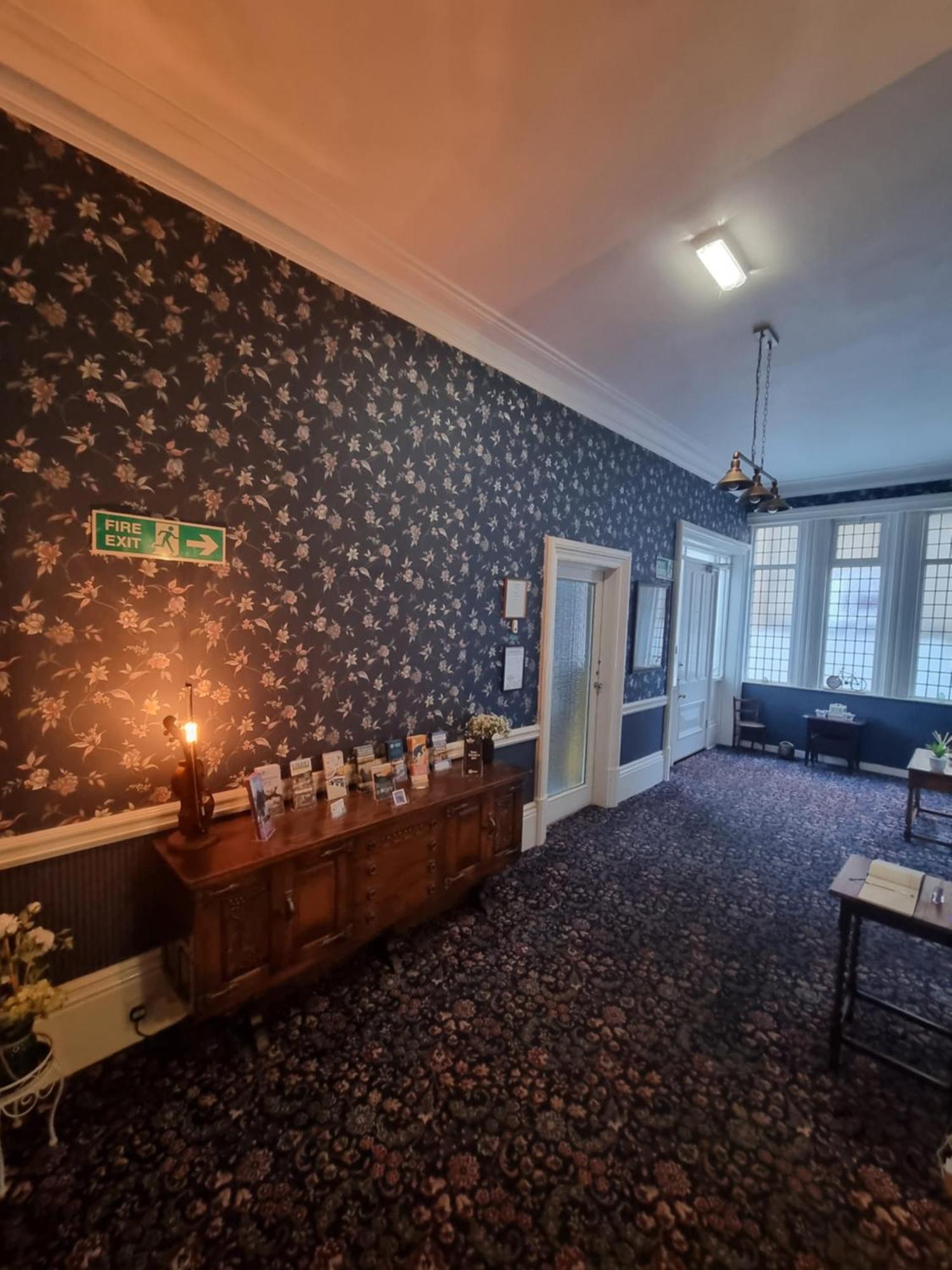 The Cavendish Hotel สการ์โบโรห์ ภายนอก รูปภาพ