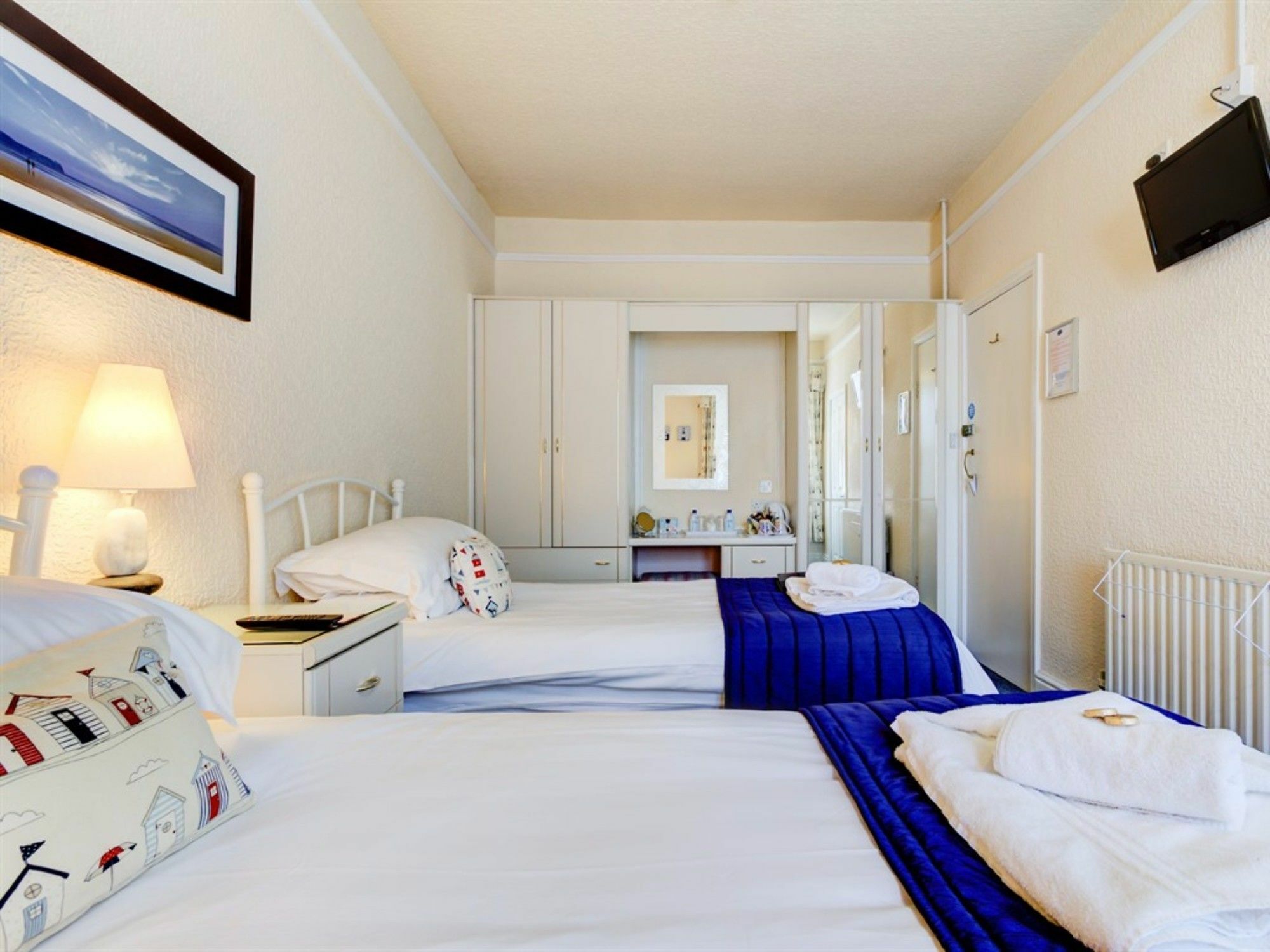 The Cavendish Hotel สการ์โบโรห์ ภายนอก รูปภาพ